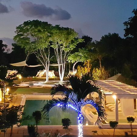 Blue Hotel And Resort Calamba  Buitenkant foto